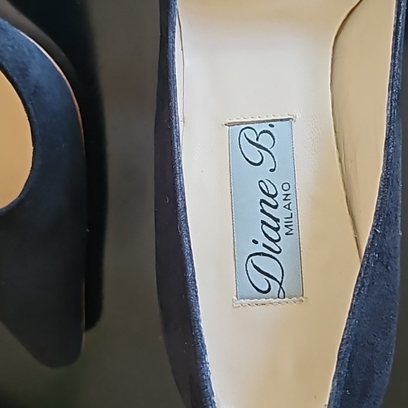 Diane B. Milano Size 39 Black Suede w/ Mozaic Heels - Picture 8 of 9